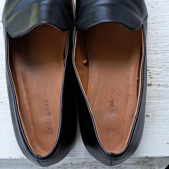Indigo rd. Black Leather Slip-Ons - Picture 5 of 6